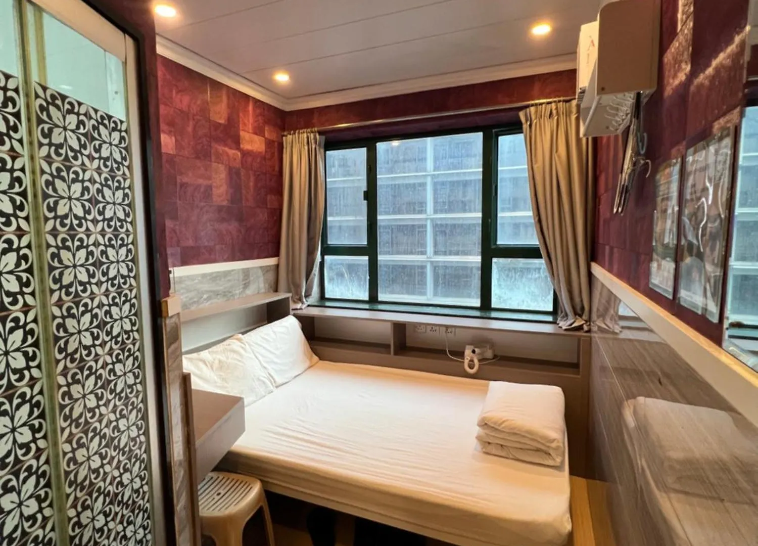168 Youth Hostel Hong Kong China