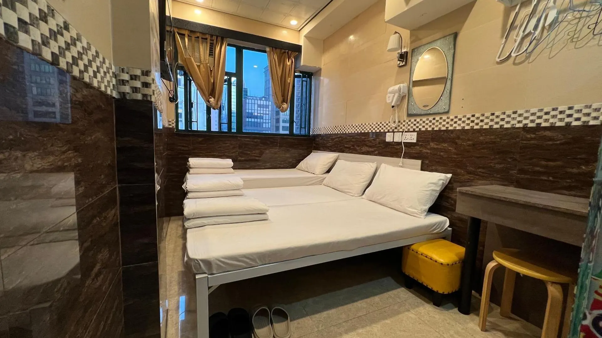 168 Youth Hostel Hong Kong