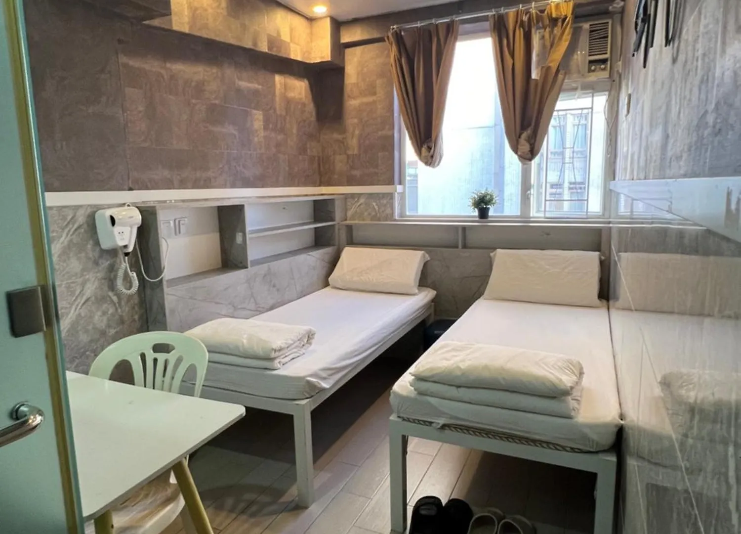 168 Youth Hostel Hong Kong